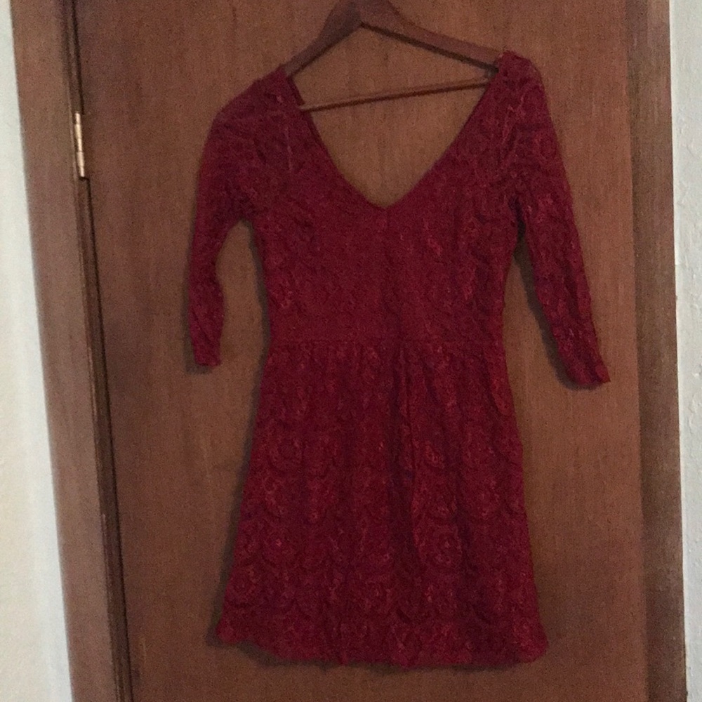 Jessica Simpson Red Lace Long-Sleeve Dress - Size Medium